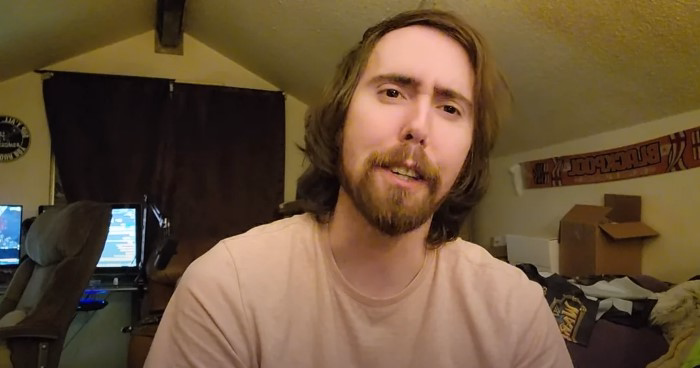Asmongold Family