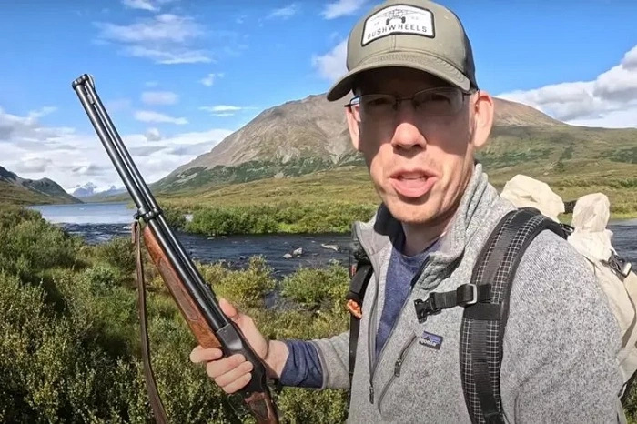 Luke Nichols Physical Appearance