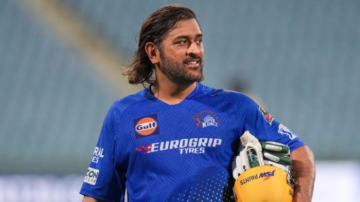 MS Dhoni Social Media Popularity
