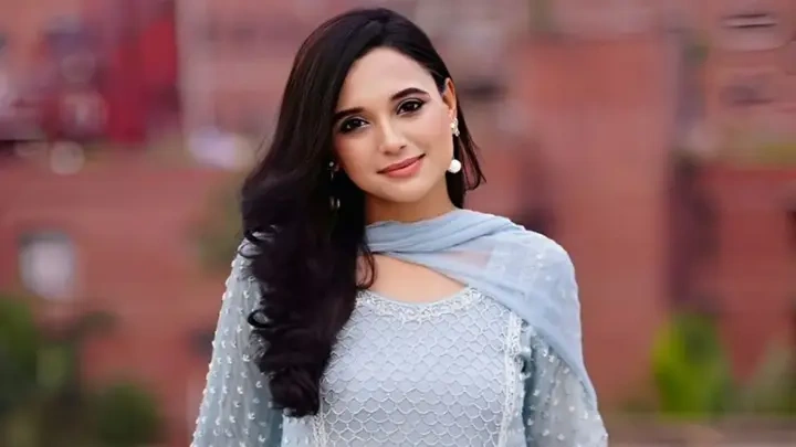 Sabila Nur net worth