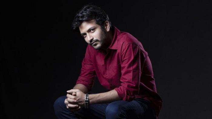 Yash Rohan Career Beginning